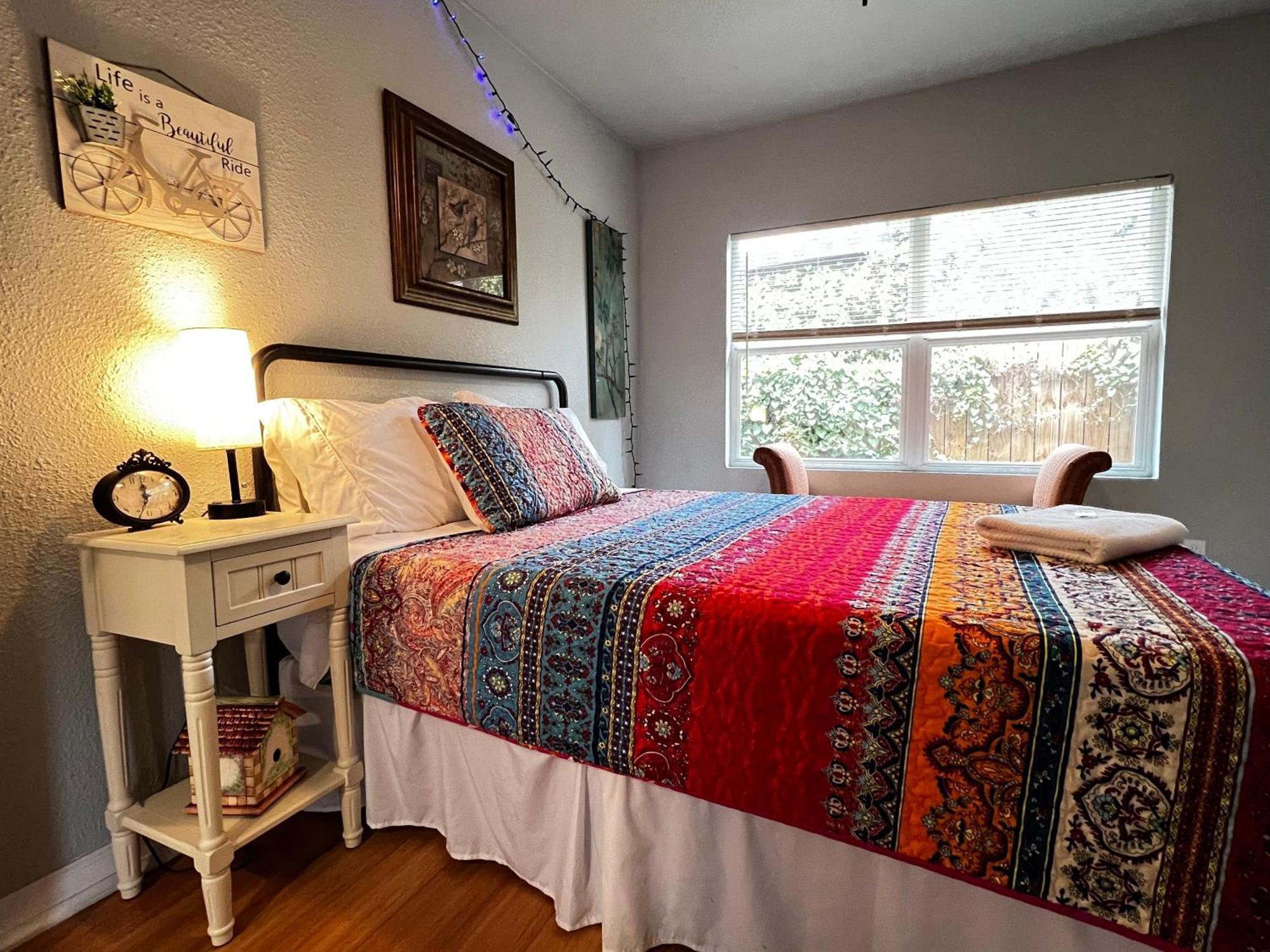 Boho Bliss- Cozy Private Room 2 Miles From Alamodome! San Antonio Exterior foto